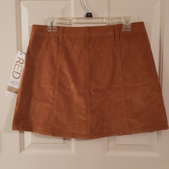 Celebrity Pink Corduroy Skirt NWT - Picture 5 of 10